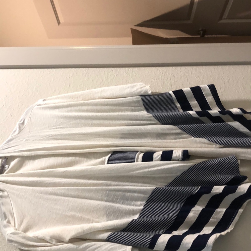 Light sweater cover